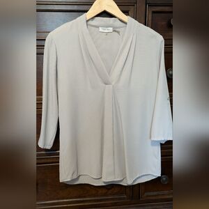 Calvin Klein 3/4 sleeve silver top - Women's Small